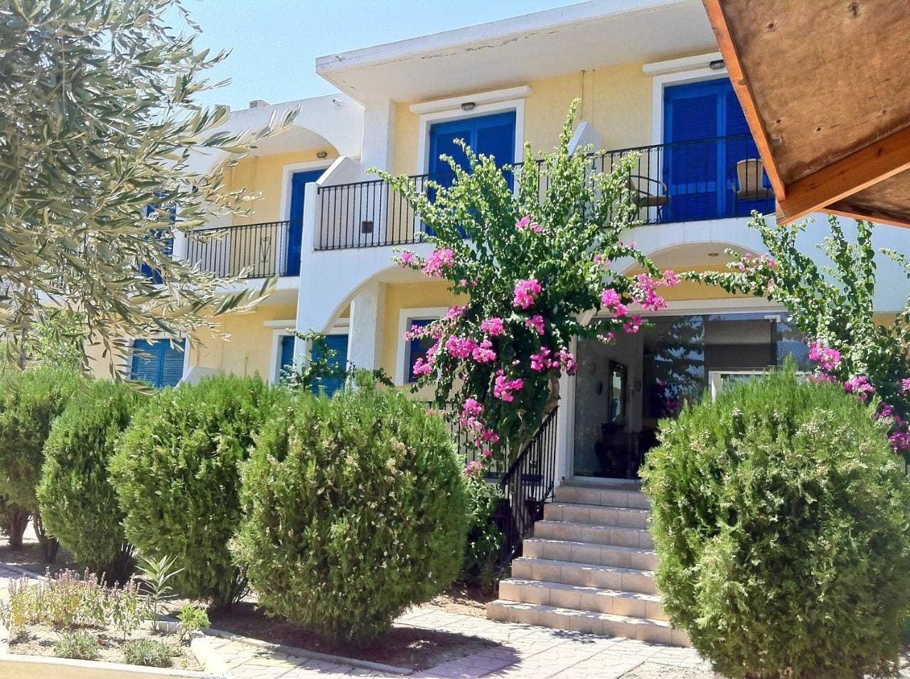 Castellania Hotel Apartments 1
