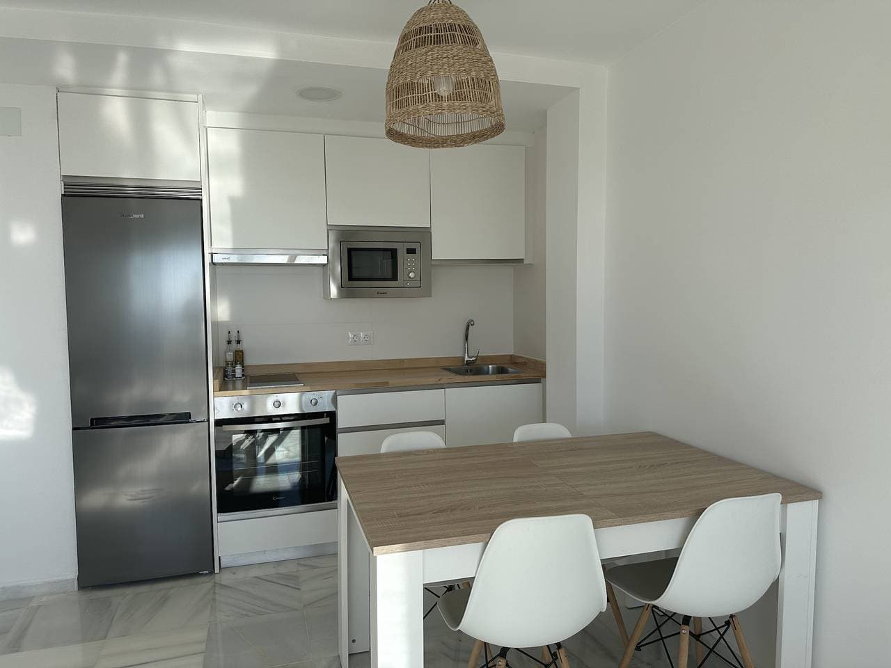 Foto 4 von 23: Ferienwohnung für 4 Personen mit Terrasse