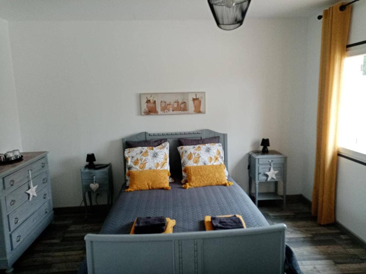 Foto 2 von 24: Double Room with Private Bathroom