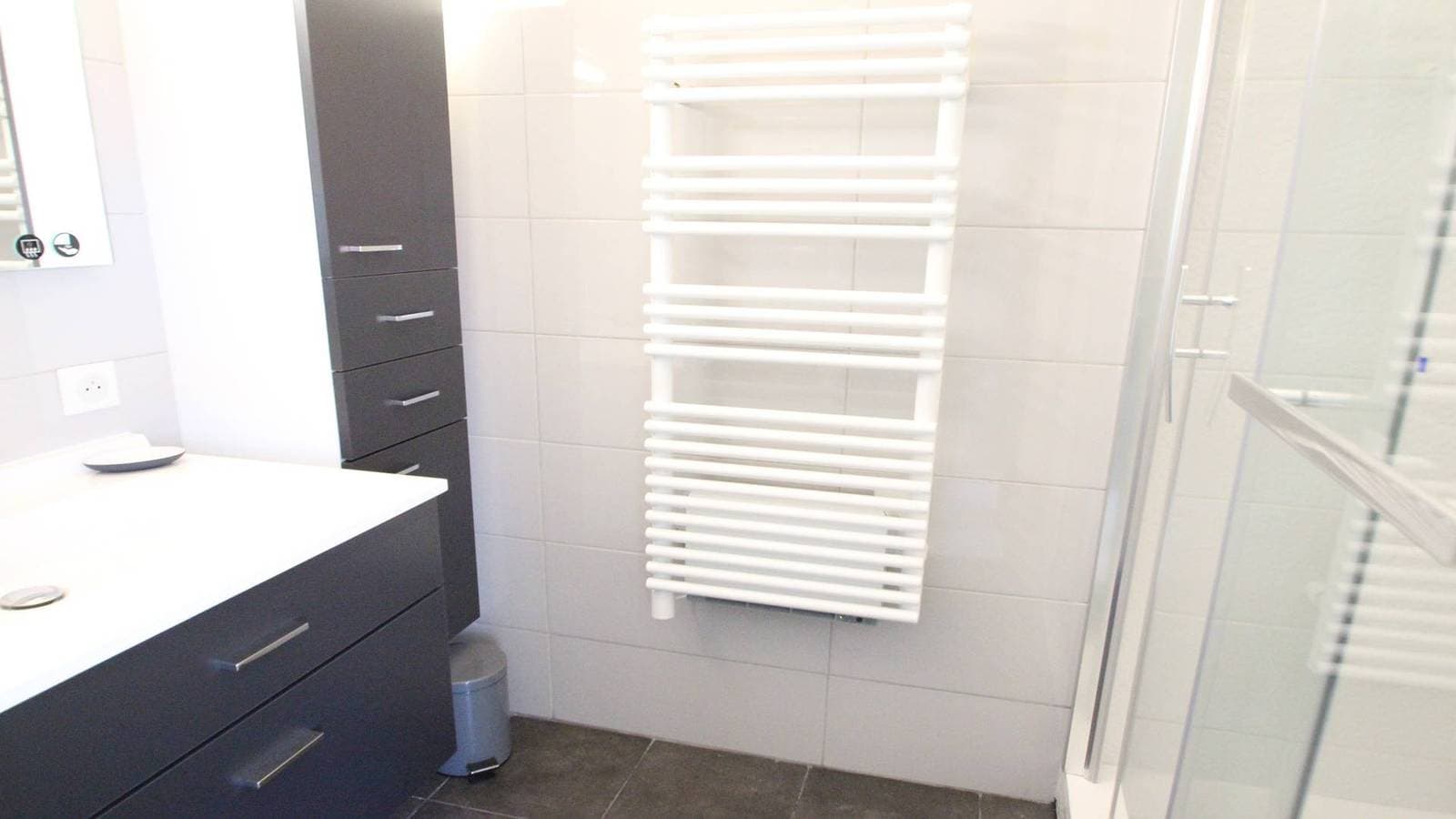 Foto 13 von 17: Villa für 6 Personen - Klimaanlage - WiFi - Privater Pool - Strand zu Fuß - Les Issambres - 3*