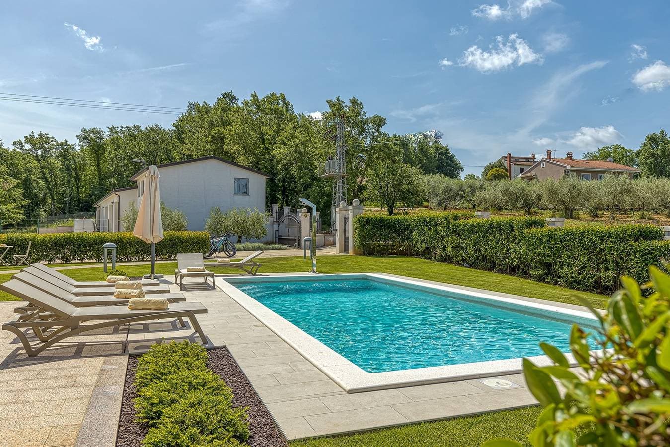 Foto 9 von 45: Ferienhaus Silvia II mit privatem Pool