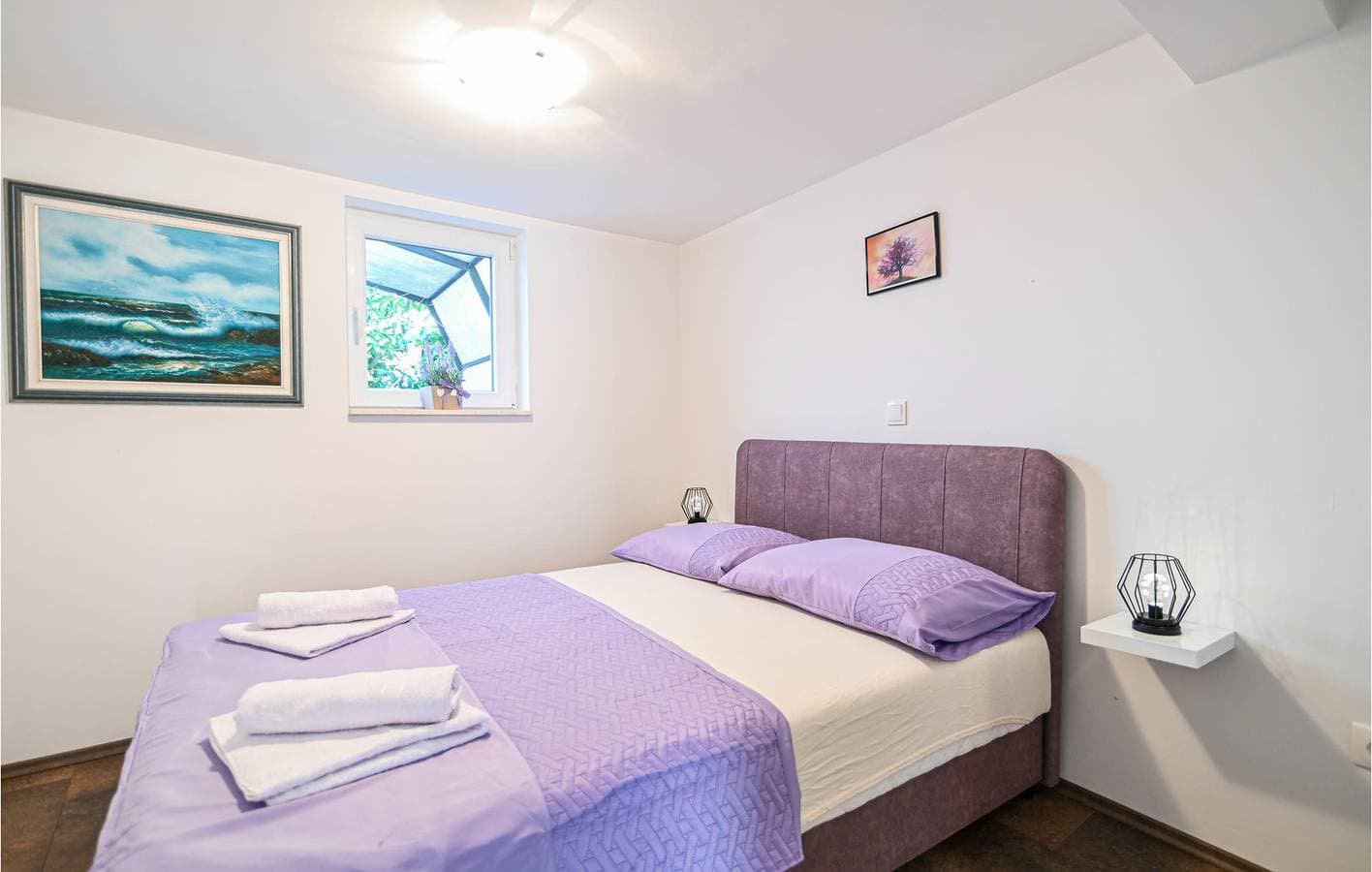 Foto 6 von 20: Gemütliche Ferienwohnung, 200 m vom Strand Uvala Bočići entfernt, mit moderner Ausstattung