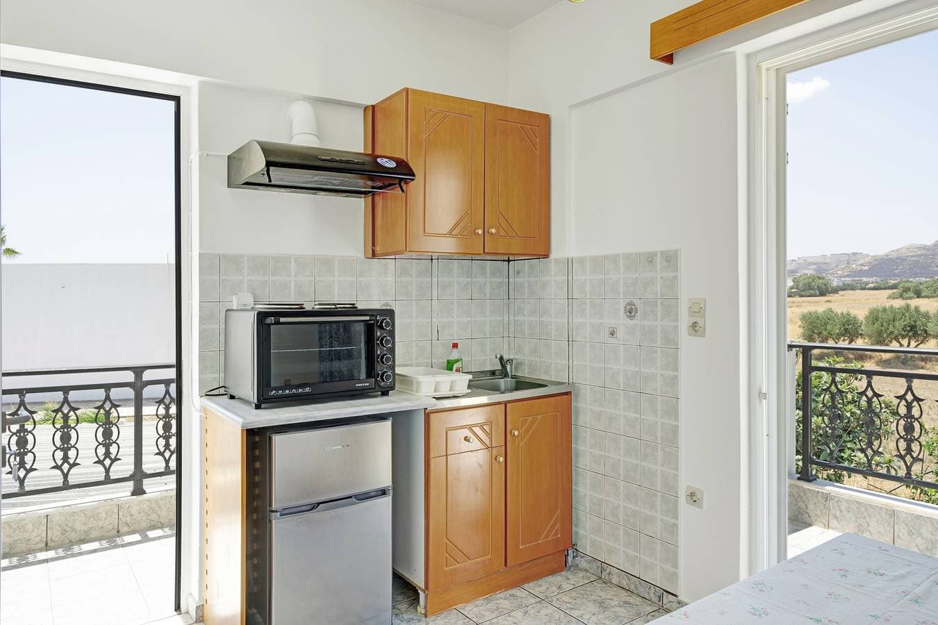 Foto 4 von 24: Studio-Apartment 'Athina Seaside' mit Balkon, WLAN und Klimaanlage