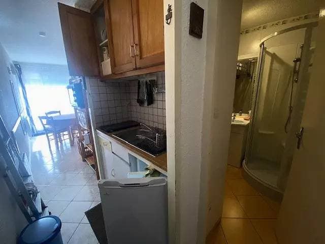 Foto 6 von 14: Studio im Zentrum von Barï1⁄2ges in der Nähe des Gartens
