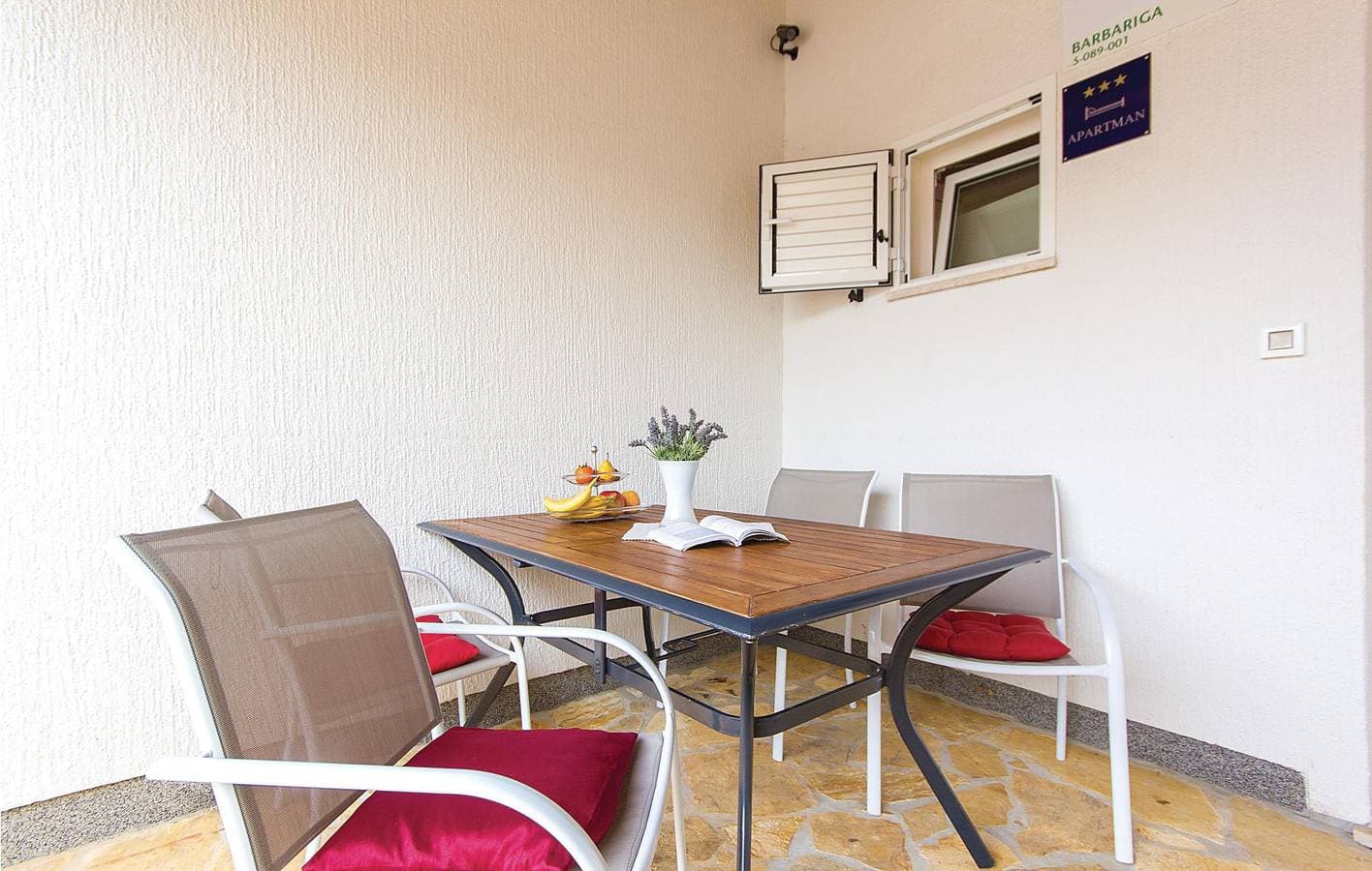 Foto 7 von 18: Charmantes Apartment mit Terrasse, WLAN und Zugang zum Strand in der Nähe von Barbariga