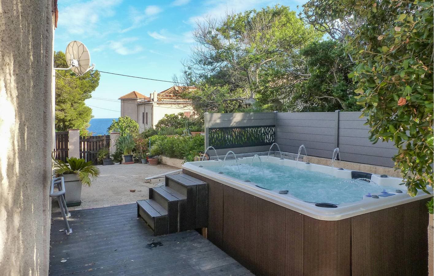 Ferienhaus am Meer mit WLAN, Waschmaschine, Klimaanlage und Parkplatz 1
