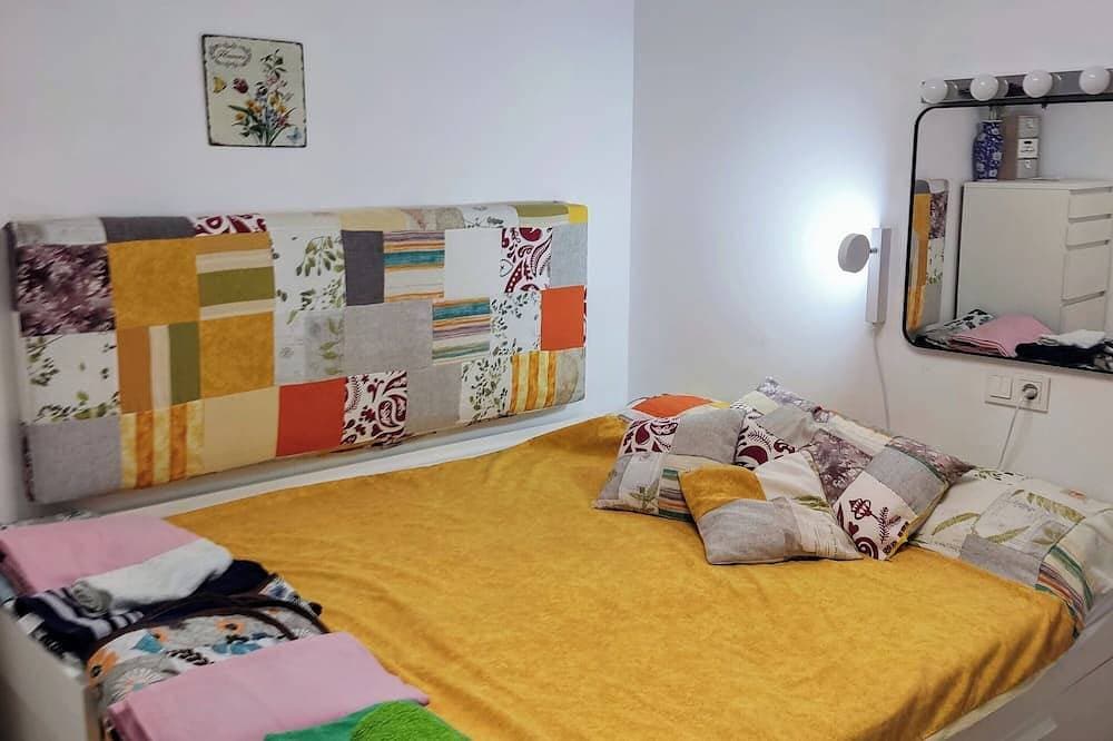 Foto 9 von 30: 6 P, 2 Schlafzimmer, 2 Bäder, Free WIFI, Schwimmbad, Parkplatz, herrliche Aussicht, Ponien