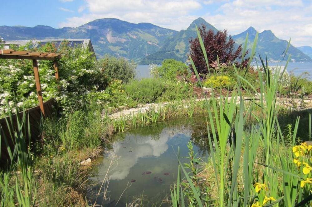 Foto 7 von 21: Einliegerwohnung in Einfamilienhaus mit herrlicher Aussicht auf See und Berge