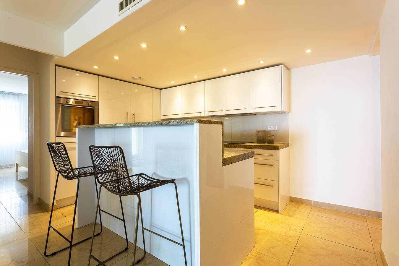 Foto 11 von 30: Eze Vista By Riviera Holiday Homes