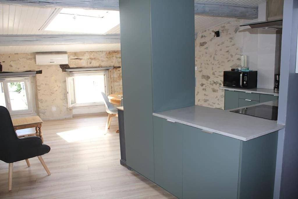 Foto 4 von 10: One-Bedroom Apartment