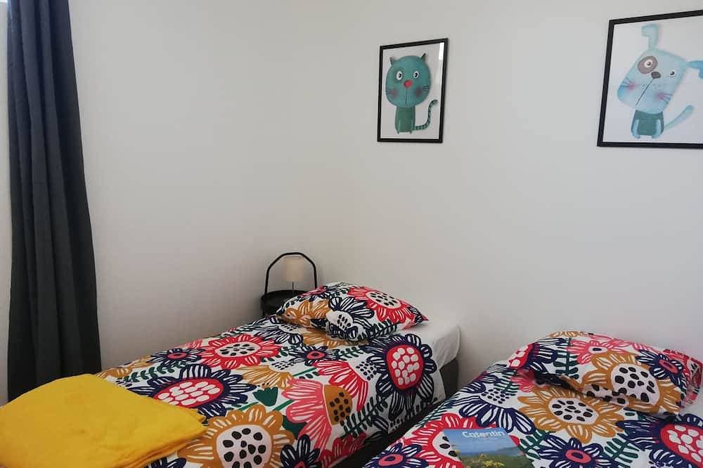 Foto 4 von 29: Neu: Große Erdgeschosswohnung vor dem Hafen von Portbail