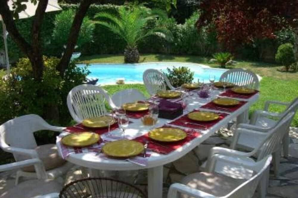 Foto 9 von 28: Bungalow, bewertet mit 4*, klimatisiert, privater Pool. 10 Minuten vom Meer entfernt.