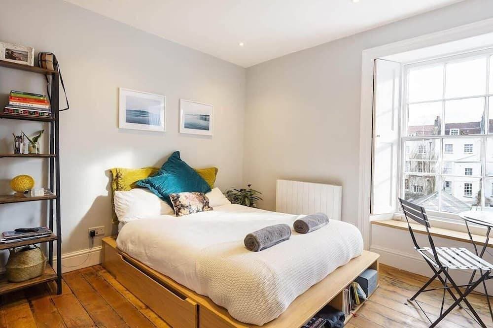 Foto 2 von 16: Stylish Flat on Beautiful Clifton Street, Parking