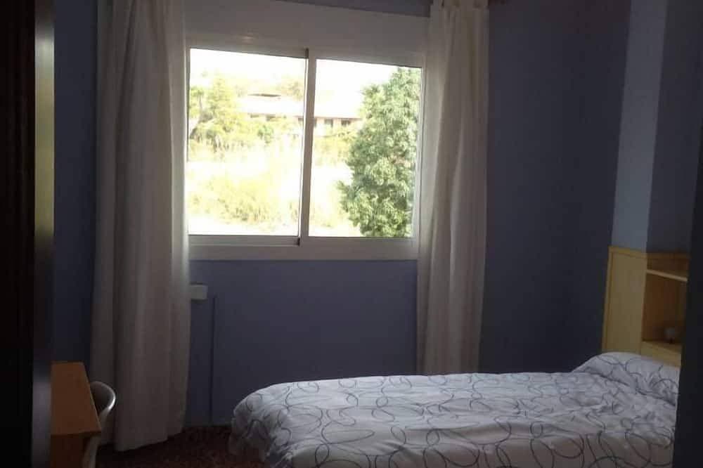 Foto 6 von 30: Malaga: Apartment in Malaga, Strandlage, Swimmingpool , tennis, wunderbare Aussicht, offener Blick aufs Mittelmeer