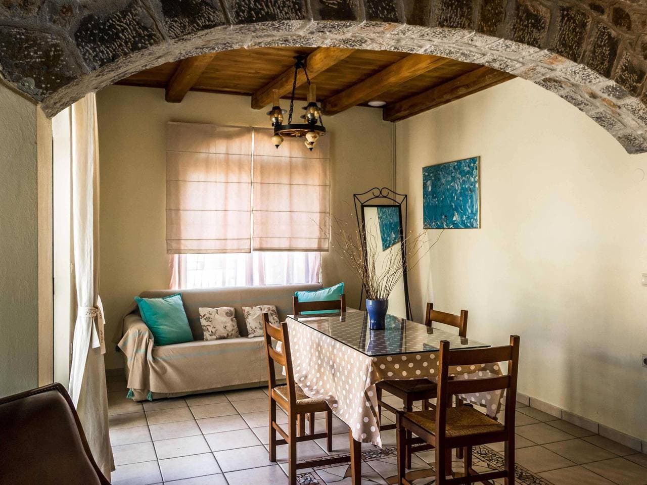 Foto 3 von 12: Niriides Villas_Nisso_ 2-Schlafzimmer privater Pool