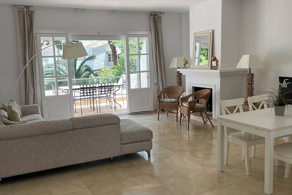 Penthouse El Presidente Estepona 400 meters beach 1