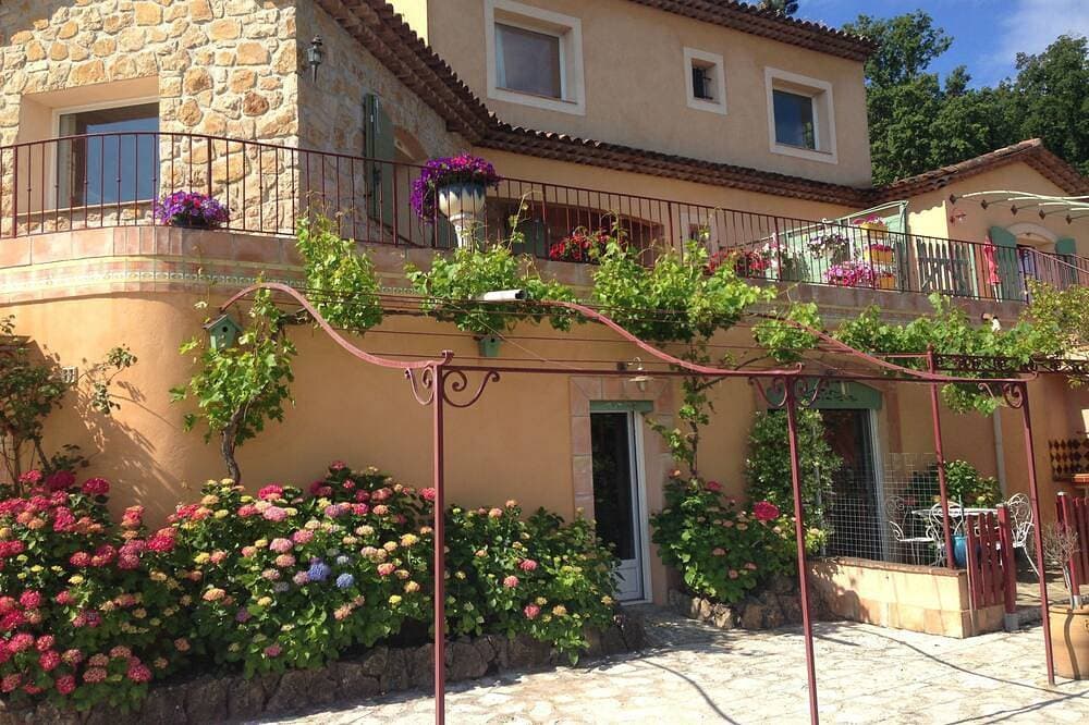 Foto 10 von 30: Im Herzen des Waldes, ein kleines Paradies nur wenige Minuten von Cannes entfernt