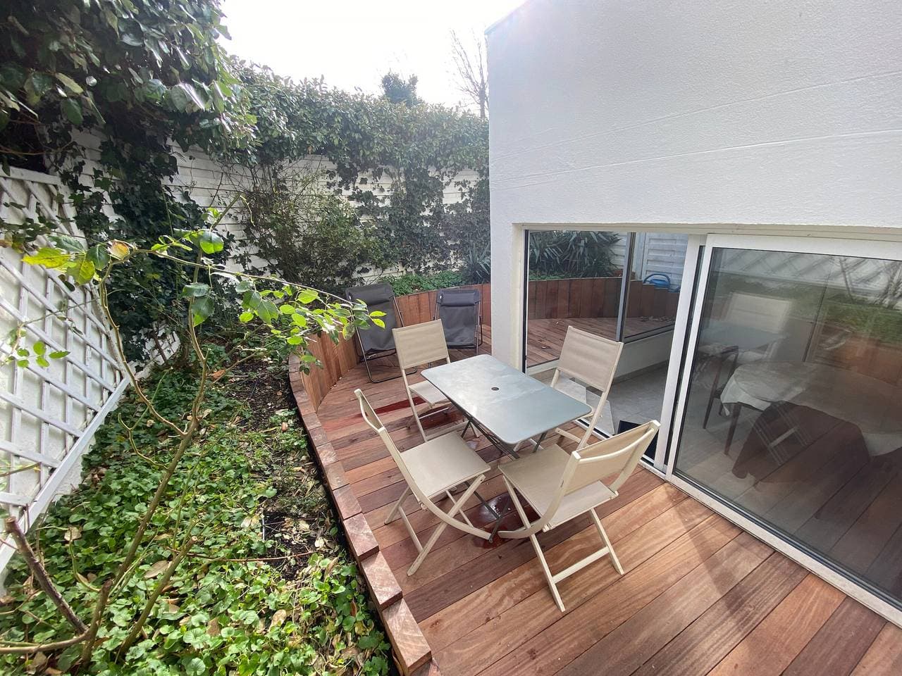 Foto 8 von 20: Geräumiges renoviertes Studio mit Terrasse und privatem Parkplatz
