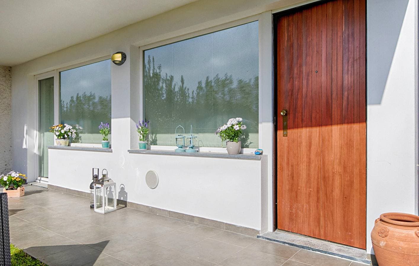 Gemütliche 2-Zimmer-Wohnung mit WLAN, Parkplatz und Terrasse in Strandnähe 1