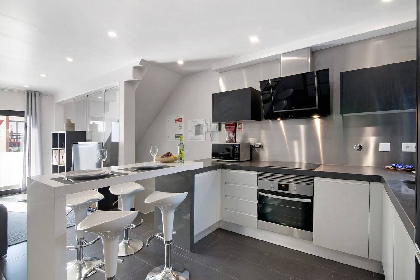 Foto 5 von 24: Be Glow Home mit Terrasse, Balkon & WLAN
