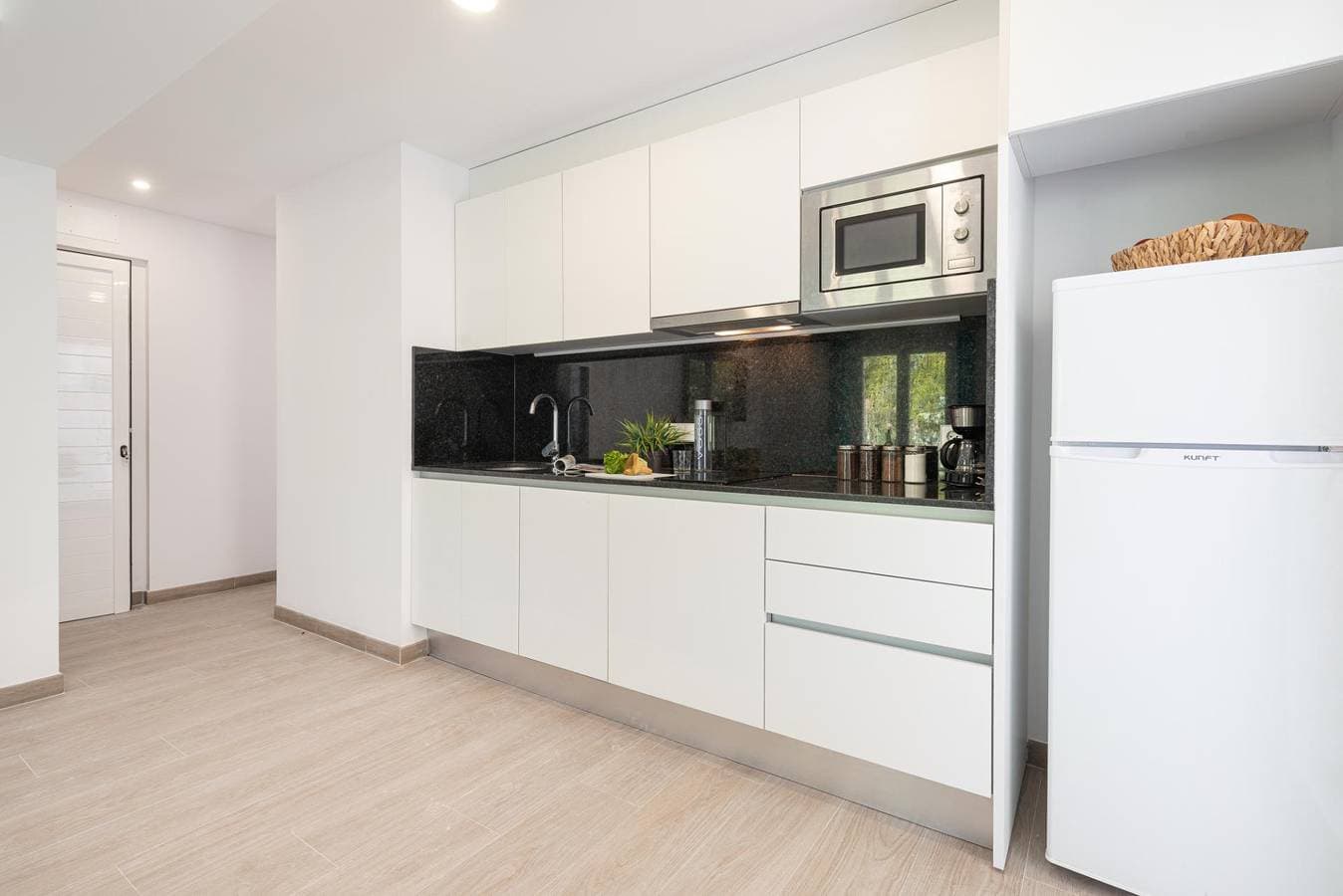 Foto 13 von 23: Ferienwohnung für 4 Personen mit Balkon/Terrasse