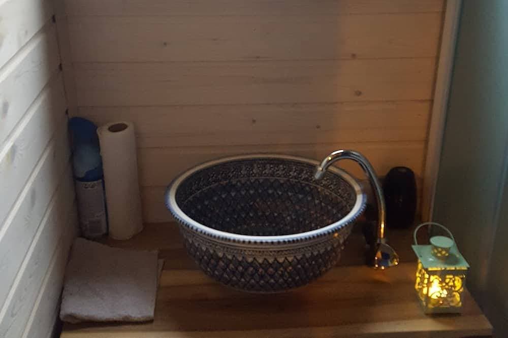 Foto 4 von 21: Heather hut, cottage on a pond + 2 hectars of area