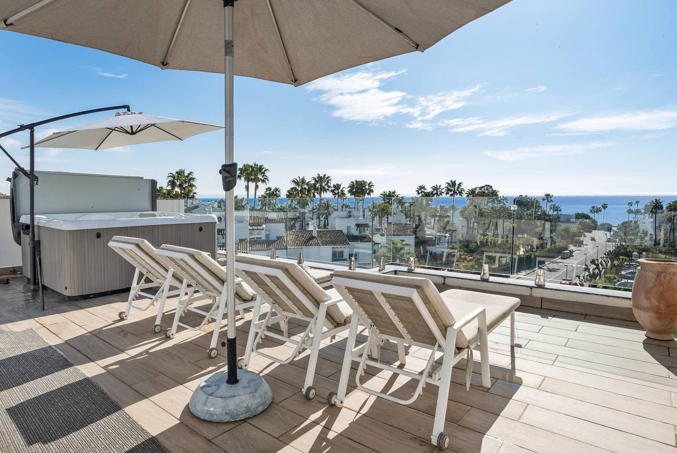 Costa Marinsa Penthouse 1