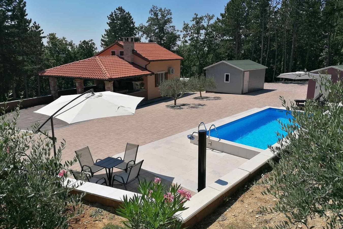 Foto 2 von 33: 1-Zimmer-Haus mit Terrasse Lindar, Sredisnja Istra K-14189