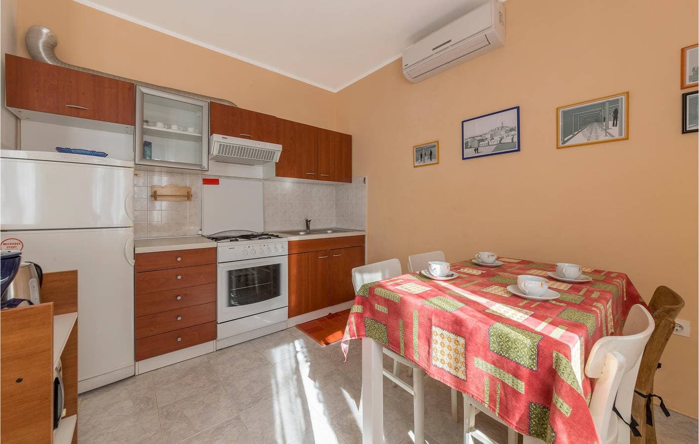 Foto 10 von 28: Gemütliche 2-Zimmer-Wohnung mit Garten, Parkplatz und Sehenswürdigkeiten in der Nähe