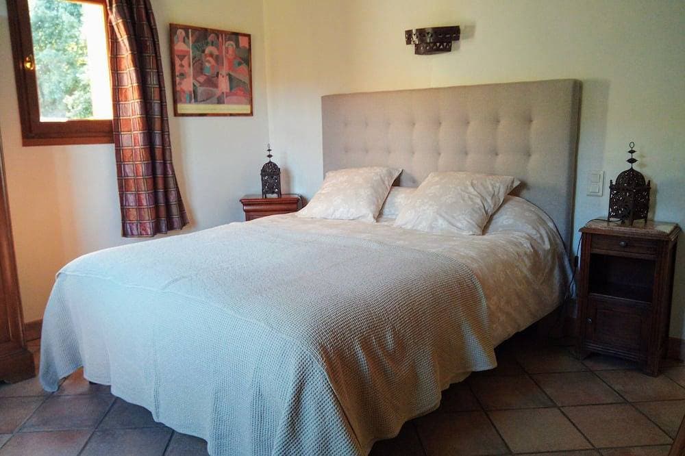 Foto 3 von 30: Villa und Pool in Balagne, zwischen Ebene, Meer, Gebirge, Fluss. Strand 10 mnn