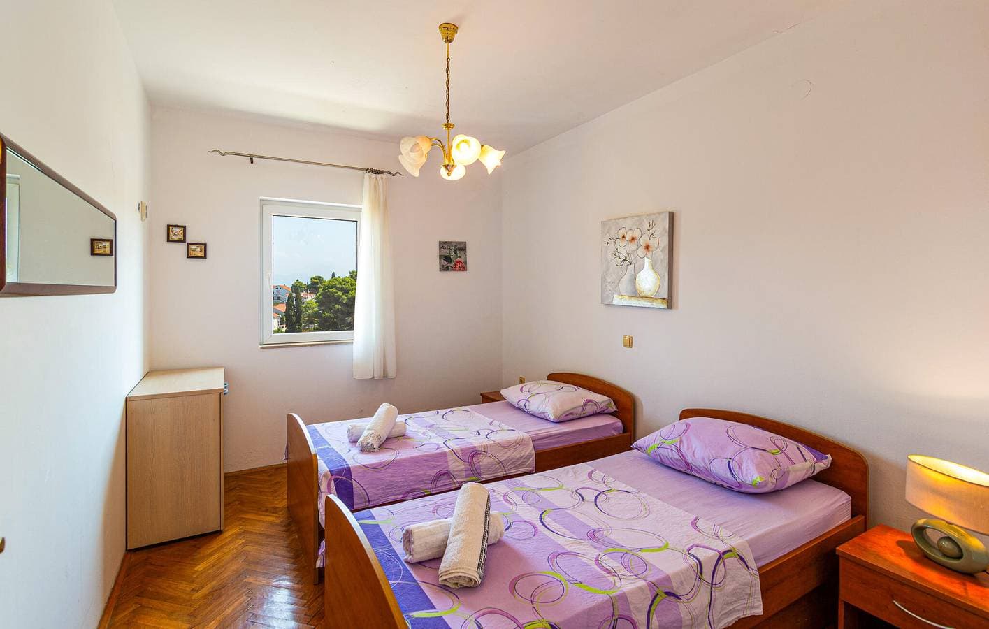 Foto 11 von 17: Gemütliche Ferienwohnung mit Meerblick, Terrasse, WLAN und Parkplatz – 2,5 km vom Strand entfernt