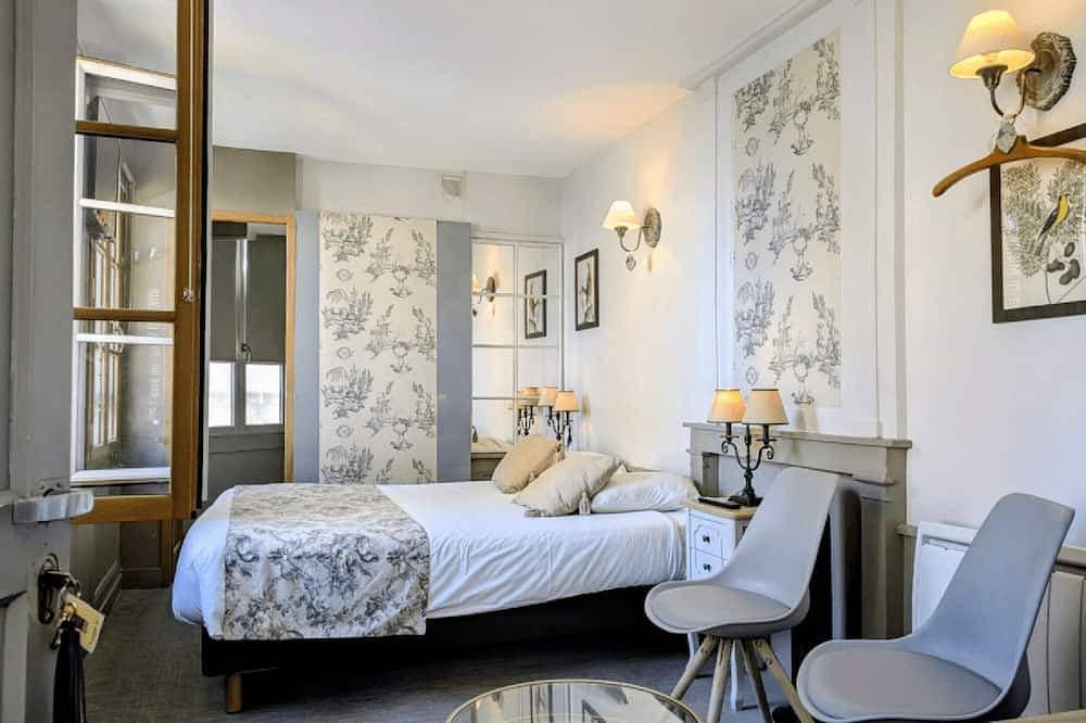 3 guest rooms for 2 people perched in an unusual house 1