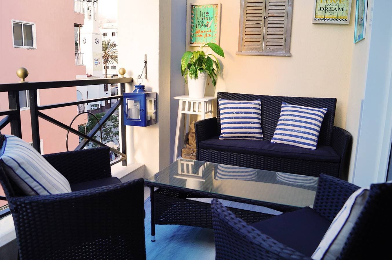 Foto 3 von 29: Ferienwohnung 'Los Cristianos Seaview Centric' mit Meerblick, WLAN und Klimaanlage