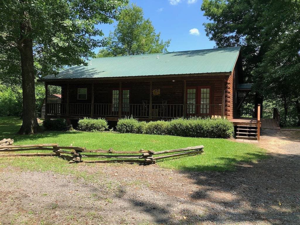 Foto 5 von 29: Delightful Log House on the Little Red River with hot tub!