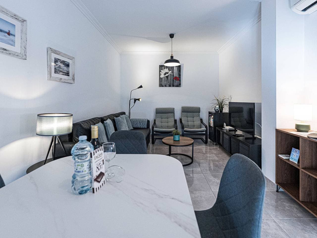 Foto 2 von 21: Modernes Apartment in Nerja für 3 Personen, mit Pool, WLAN und Klimaanlage
