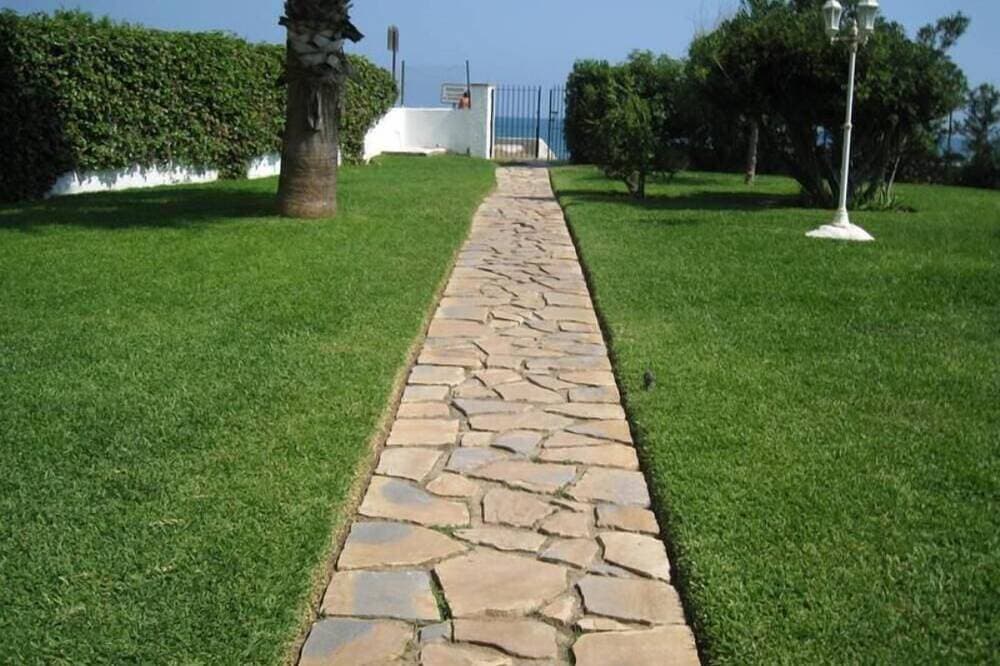 Foto 11 von 30: Malaga: Apartment in Malaga, Strandlage, Swimmingpool , tennis, wunderbare Aussicht, offener Blick aufs Mittelmeer