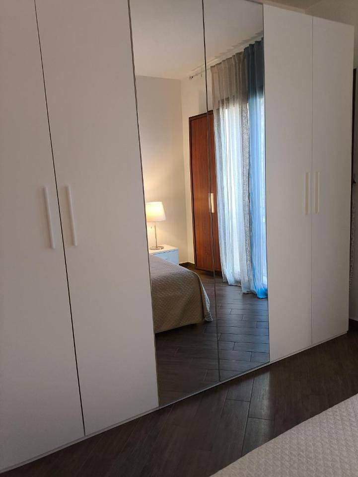 Foto 13 von 26: One-Bedroom Apartment with City View