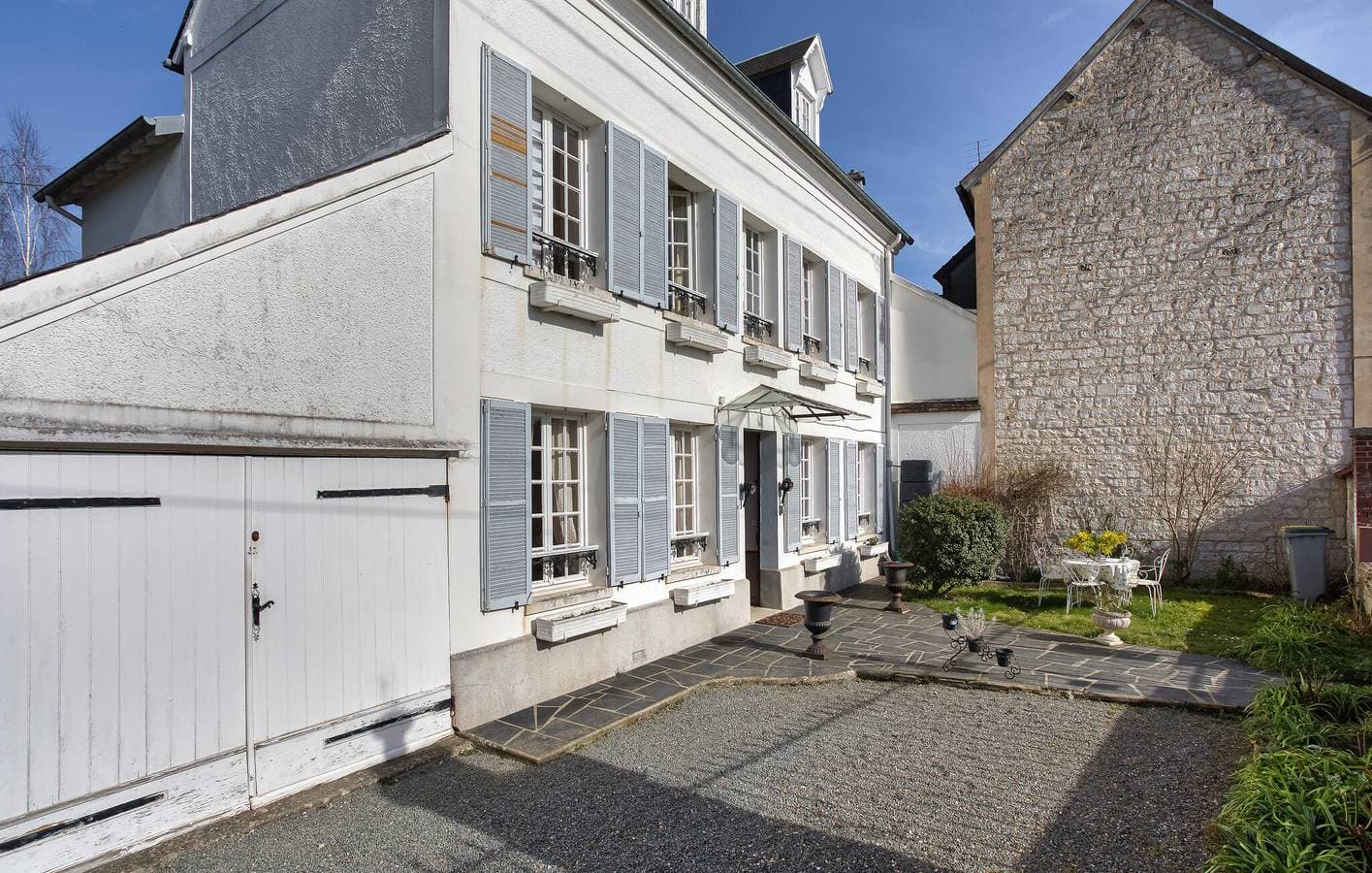 Foto 2 von 23: Gemütliche Wohnung mit Garten, Parkplatz und WiFi in Vernon