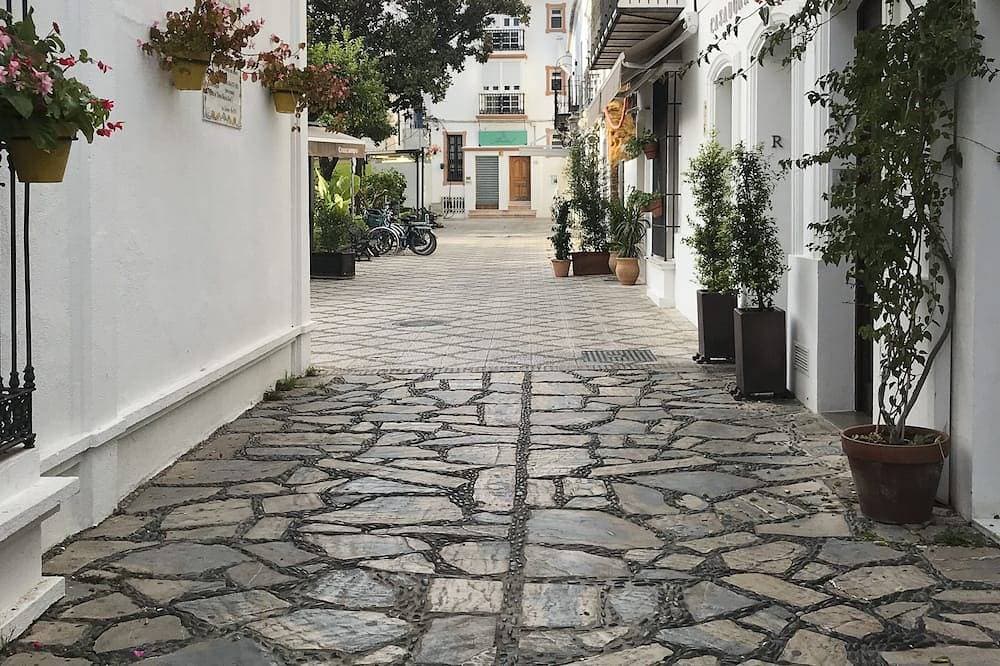 Foto 13 von 30: Neu renovierte Wohnung im Zentrum von Estepona!