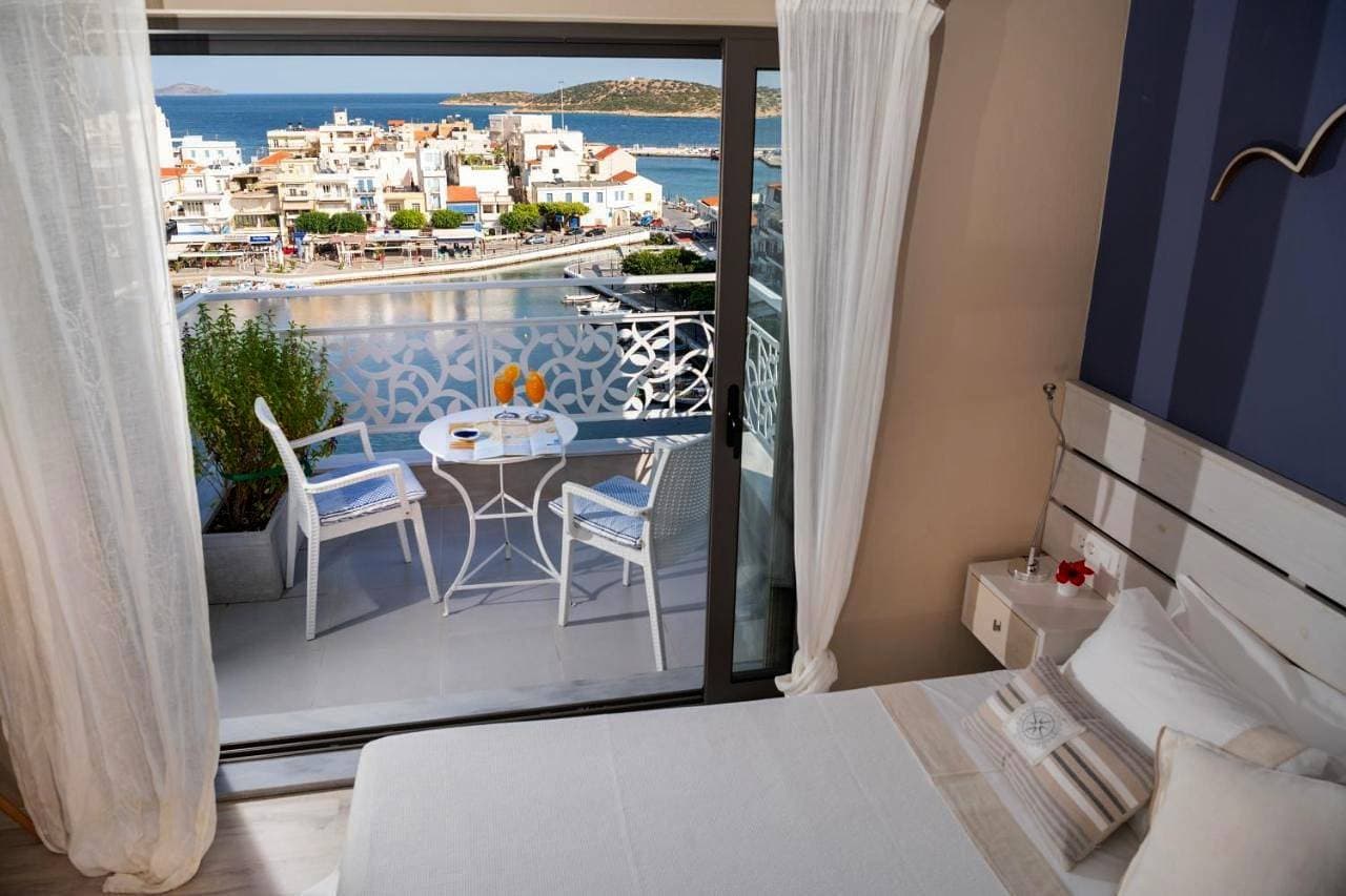 Foto 4 von 21: Apartment with Lake View