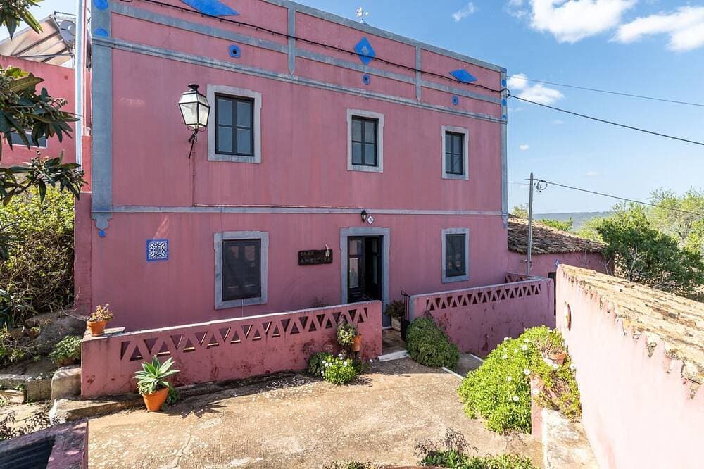 Foto 13 von 30: Bartsia Pink Villa, Schwimmbad, Garten, Terrasse, Parkplatz, Wifi!Neu!