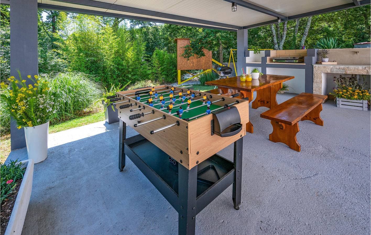 Foto 10 von 31: Geräumige 2-Zimmer-Wohnung mit Terrasse und Annehmlichkeiten