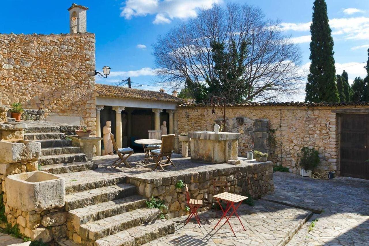 Foto 4 von 5: Villa with Private Pool