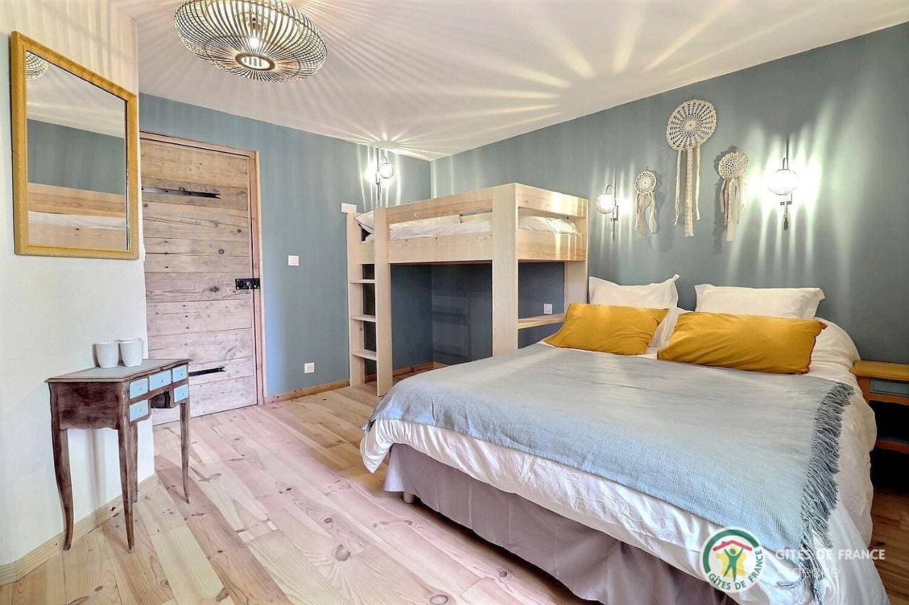 Foto 6 von 37: Four-Bedroom House