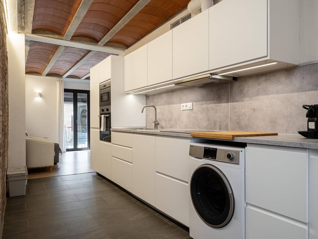 Foto 5 von 24: Ferienwohnung für 6 Personen mit Balkon