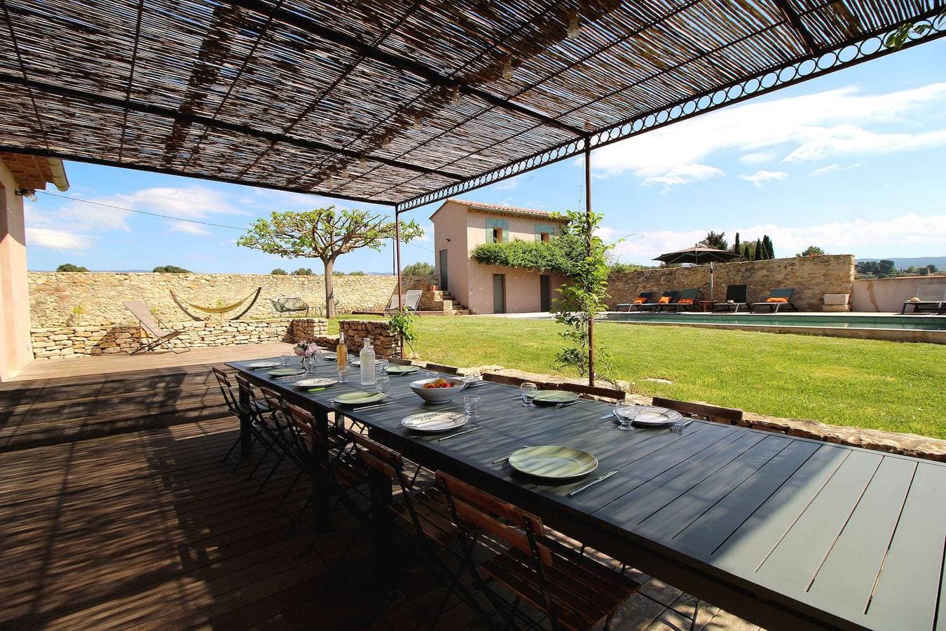 Foto 2 von 39: Klimatisiertes Landhaus für 15P. in Le Castellet, Var, Privatpool, Meerstrände 10 km.