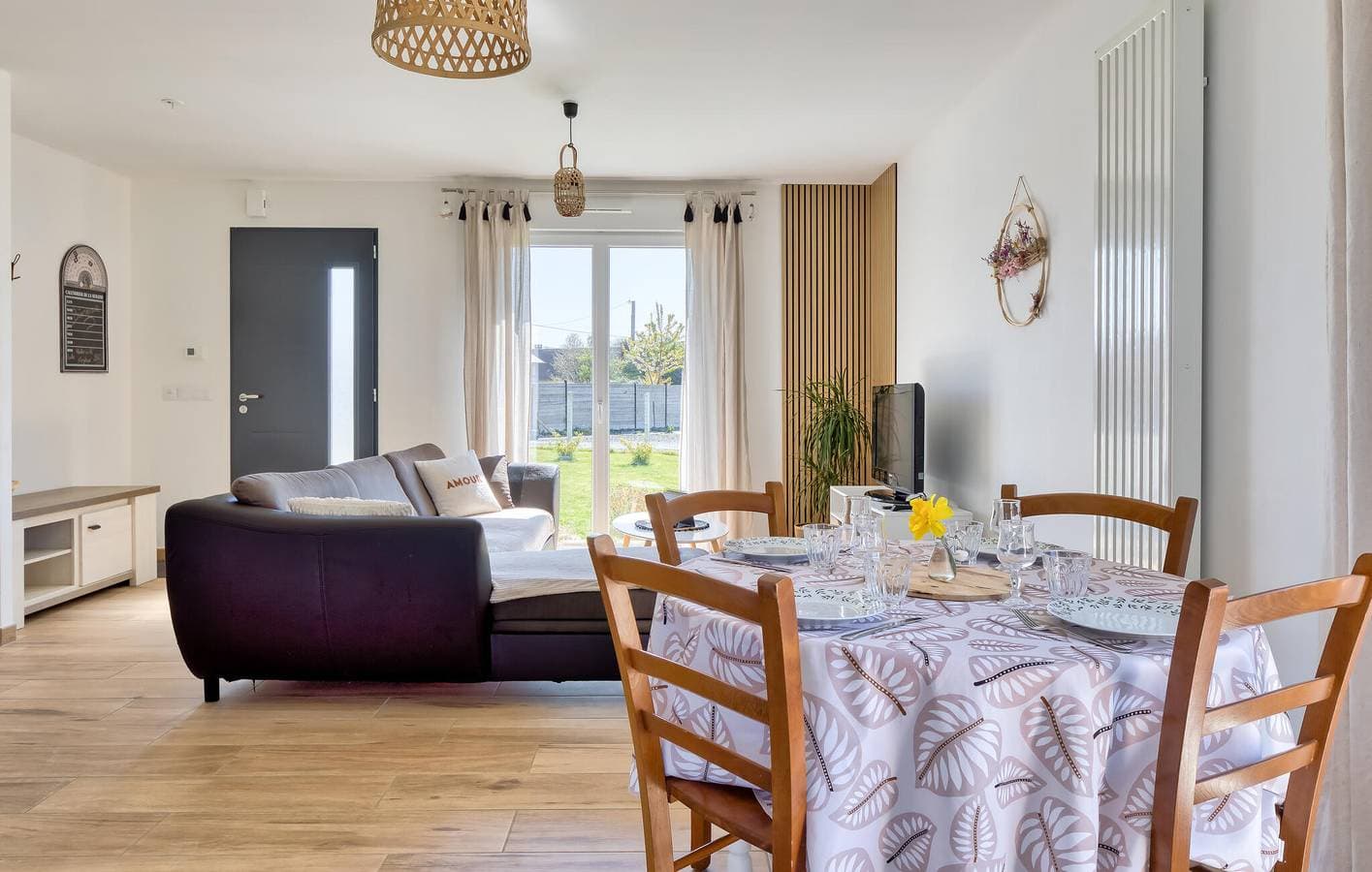 Foto 8 von 31: Gemütliche Wohnung mit WiFi, Parkplatz und Garten - 2km nach Saint-Maclou