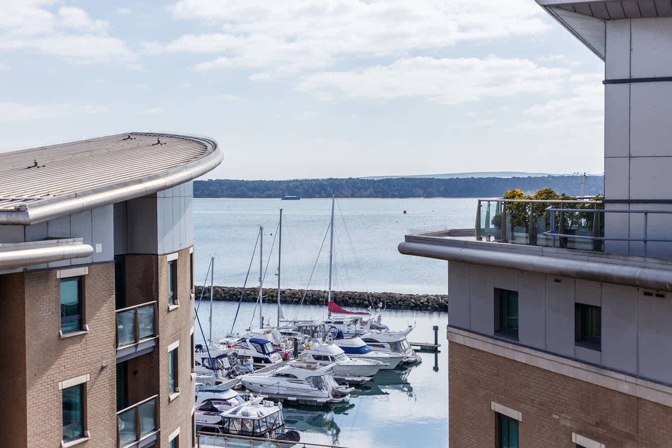 Foto 10 von 32: Crow's Nest - Directly on Poole Quay