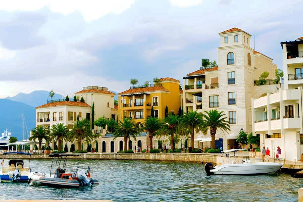 Exclusive Apartments in Porto Montenegro 1