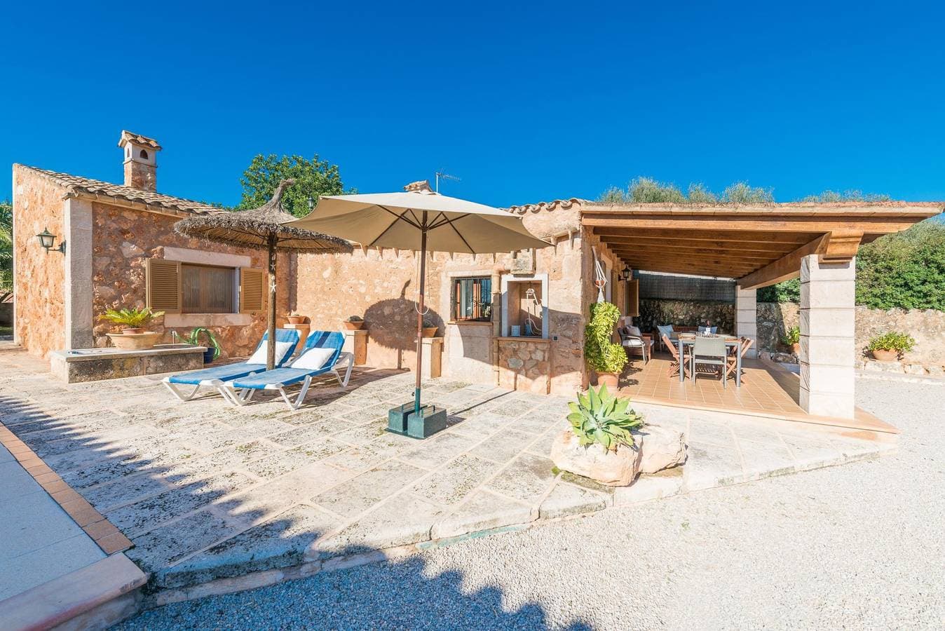 Foto 13 von 45: Hórreo  - Ferienhaus mit privaten Pool in Campos. WiFi gratis